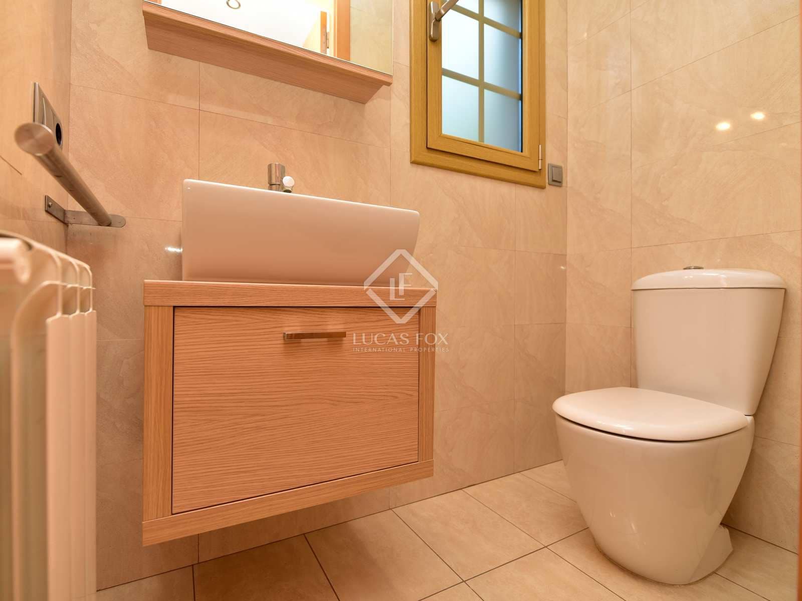 4 soveværelse Villa til salg i S'Agaro med garage - € 725.000 (Ref: 7865020)