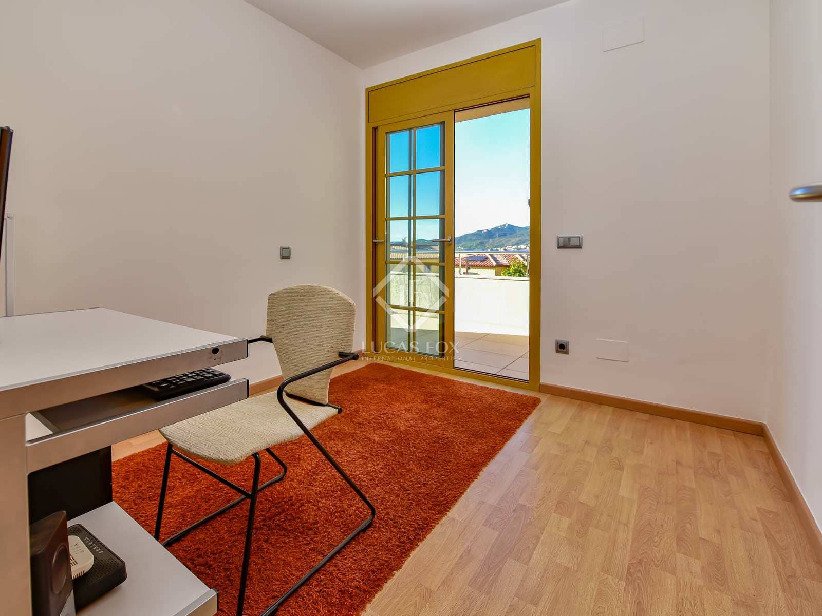 4 soveværelse Villa til salg i S'Agaro med garage - € 725.000 (Ref: 7865020)