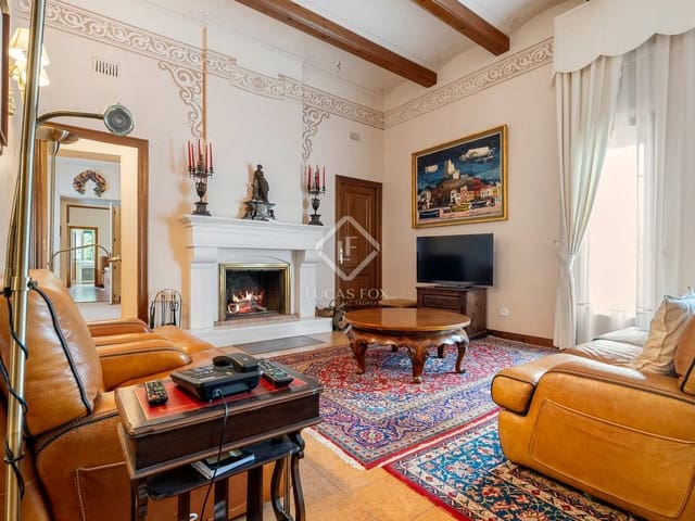 8 bedroom Finca/Country House for sale in La Selva del Camp with garage - € 2,550,000 (Ref: 7869156)