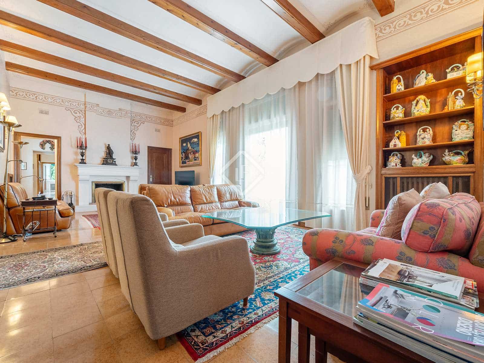 8 bedroom Finca/Country House for sale in La Selva del Camp with garage - € 2,550,000 (Ref: 7869156)