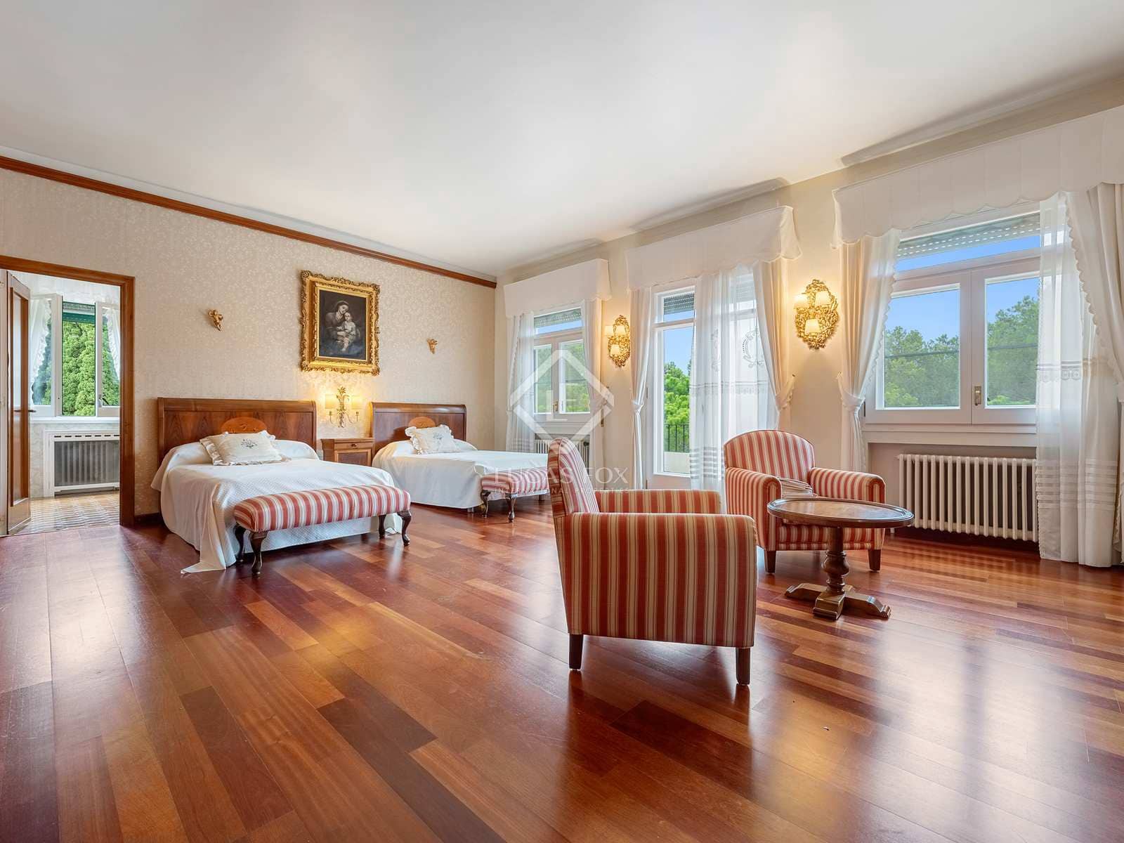 8 bedroom Finca/Country House for sale in La Selva del Camp with garage - € 2,550,000 (Ref: 7869156)