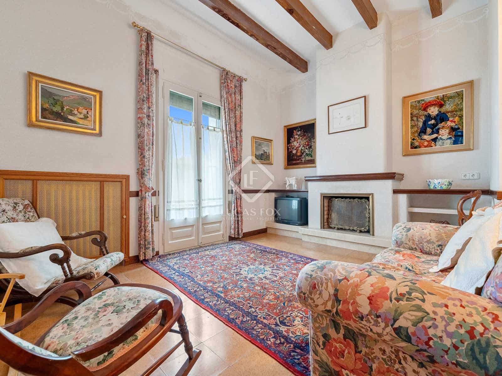 8 bedroom Finca/Country House for sale in La Selva del Camp with garage - € 2,550,000 (Ref: 7869156)