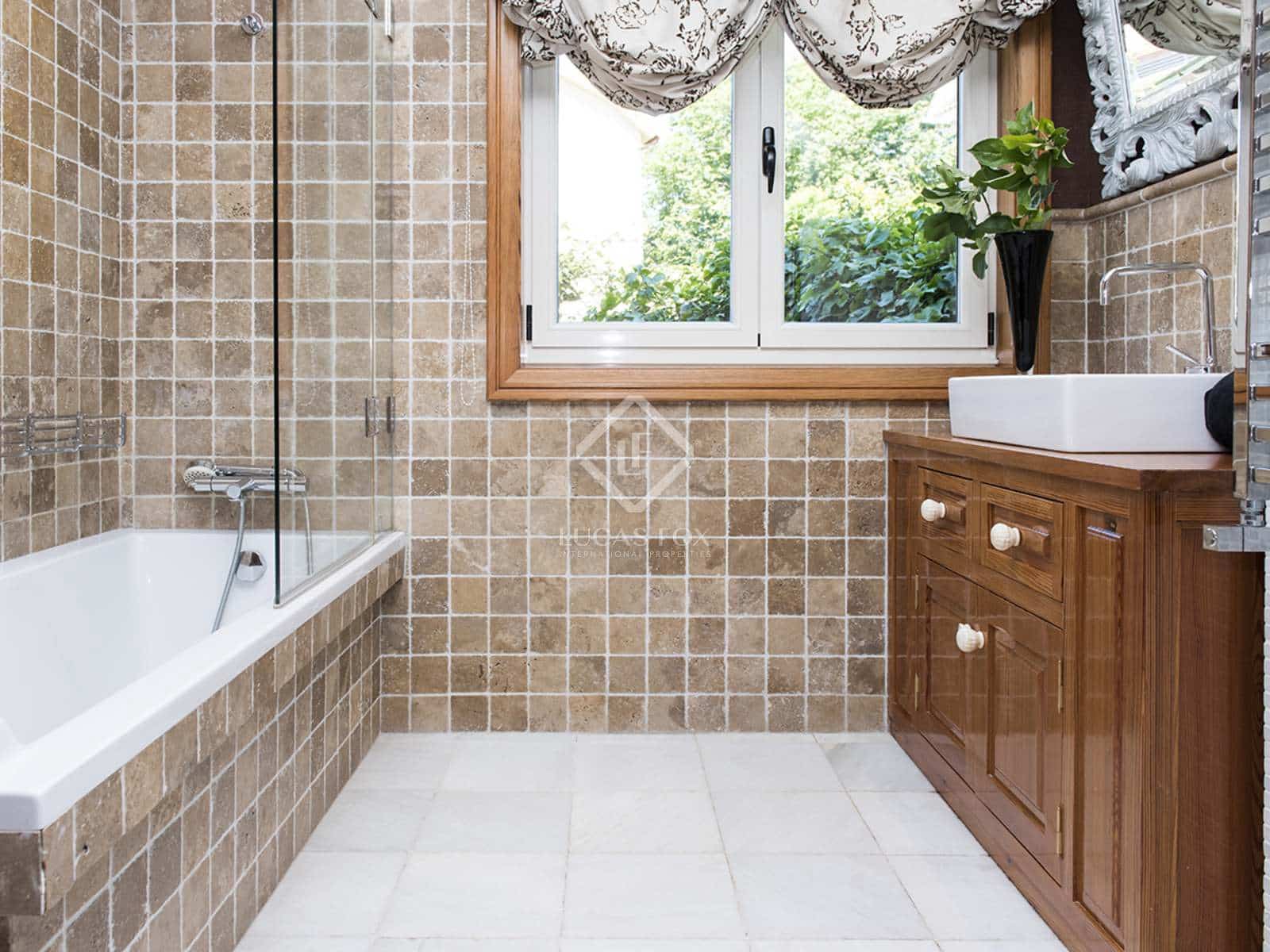 3 soverom Villa til salgs i Vigo med svømmebasseng garasje - € 850 000 (Ref: 7870987)