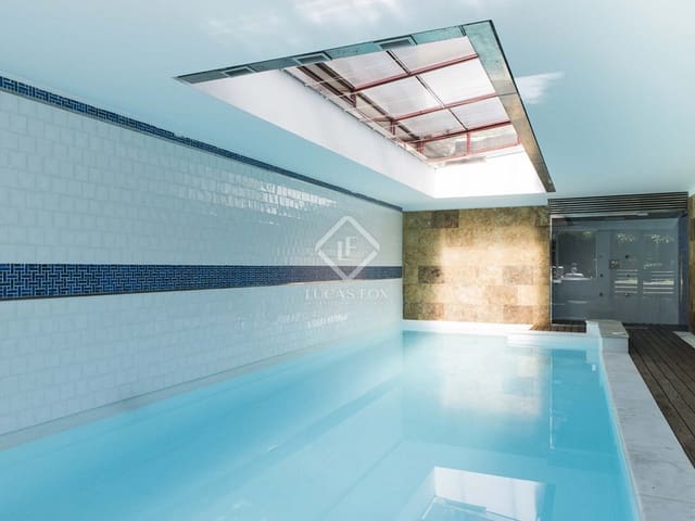 3 bedroom Villa for sale in Vigo with pool garage - € 850,000 (Ref: 7870987)