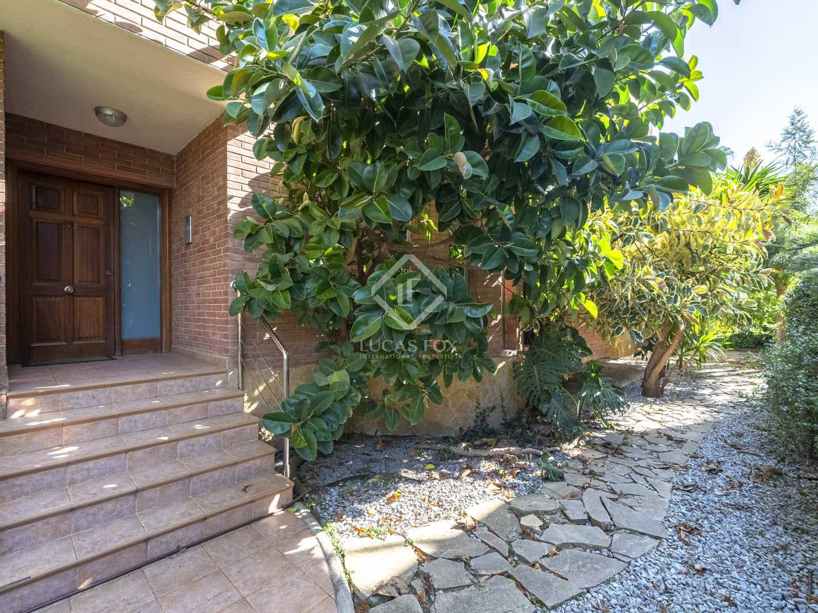 5 soveværelse Villa til salg i Tarragona by med garage - € 895.000 (Ref: 7877432)