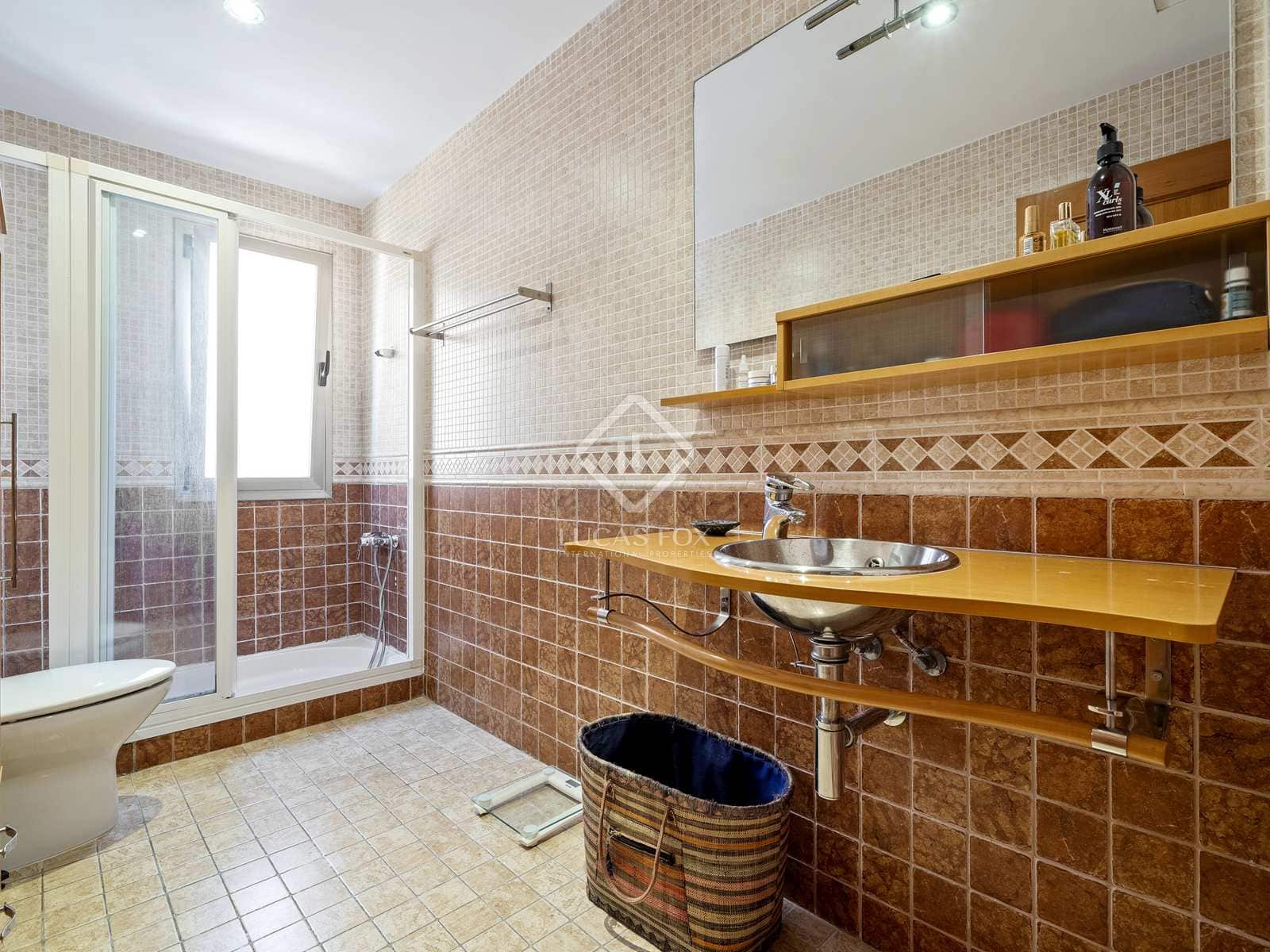 5 soveværelse Villa til salg i Tarragona by med garage - € 895.000 (Ref: 7877432)