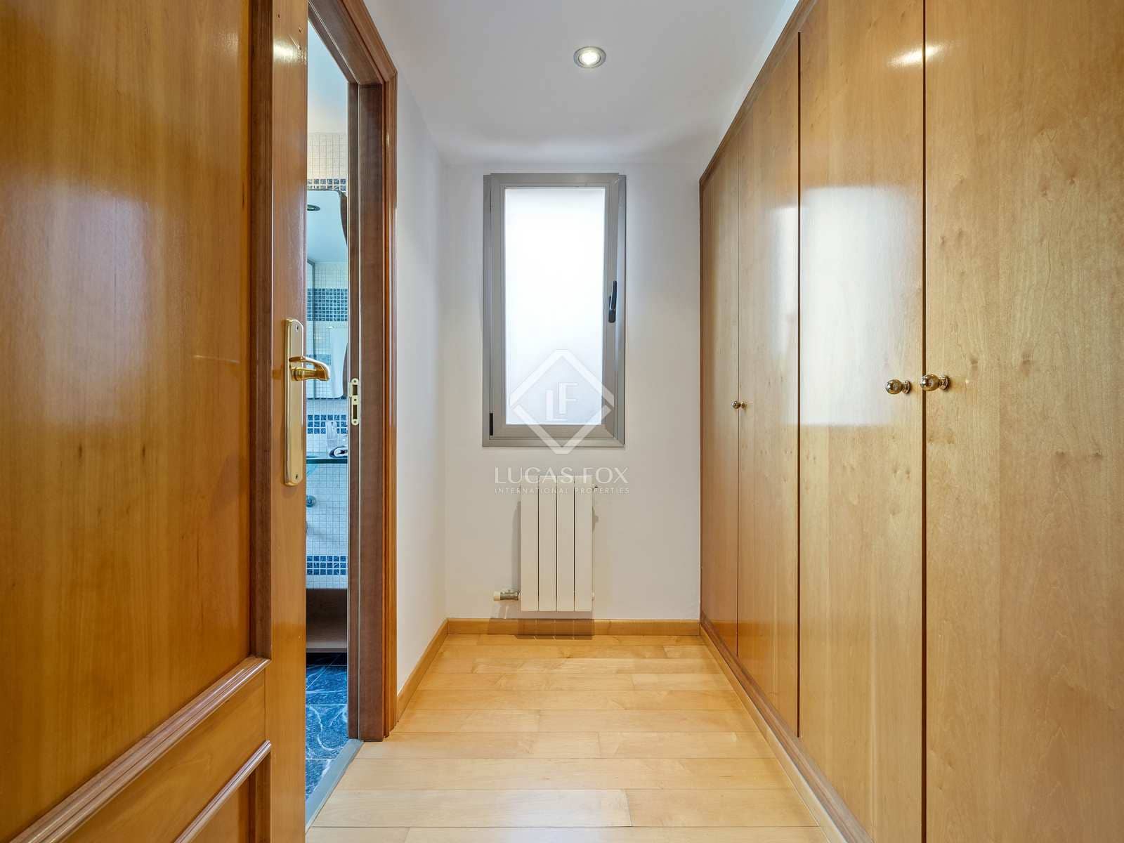 5 soveværelse Villa til salg i Tarragona by med garage - € 895.000 (Ref: 7877432)