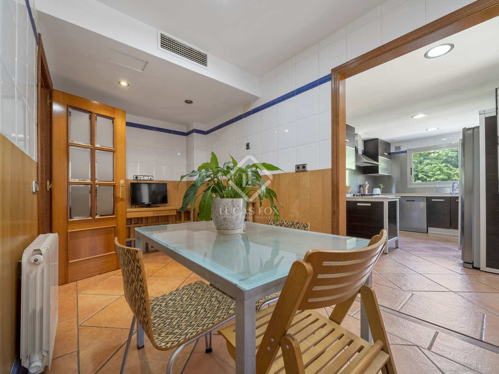 5 soveværelse Villa til salg i Tarragona by med garage - € 895.000 (Ref: 7877432)