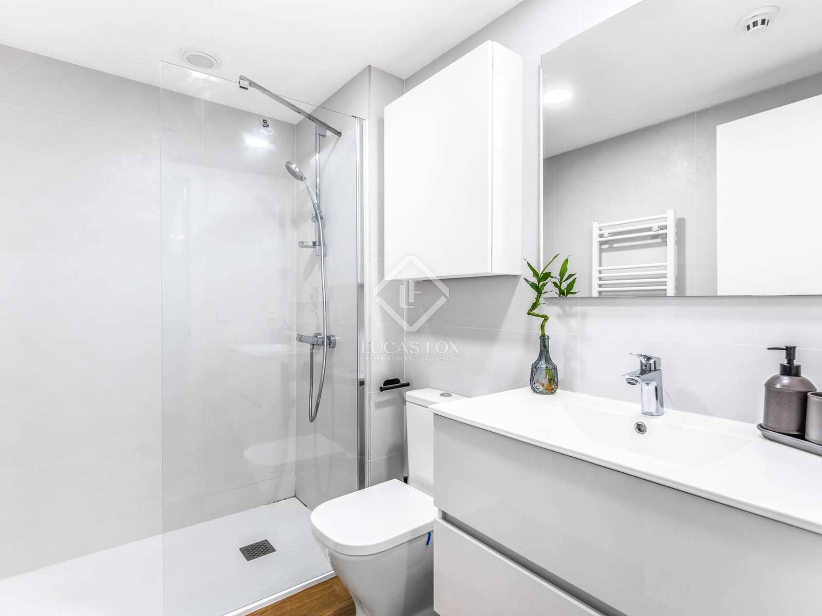 2 chambre Penthouse à vendre à Alicante ville avec piscine garage - 850 000 € (Ref: 7883961)