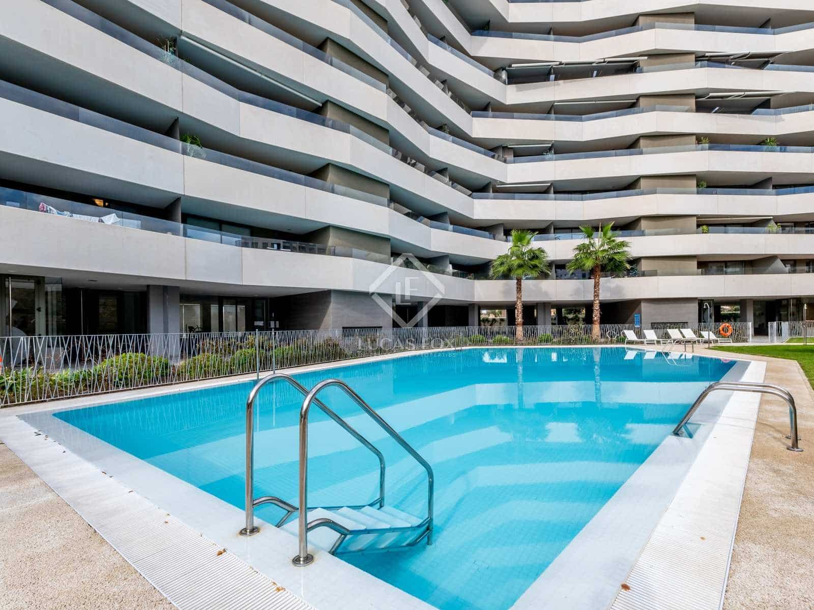 2 chambre Penthouse à vendre à Alicante ville avec piscine garage - 850 000 € (Ref: 7883961)