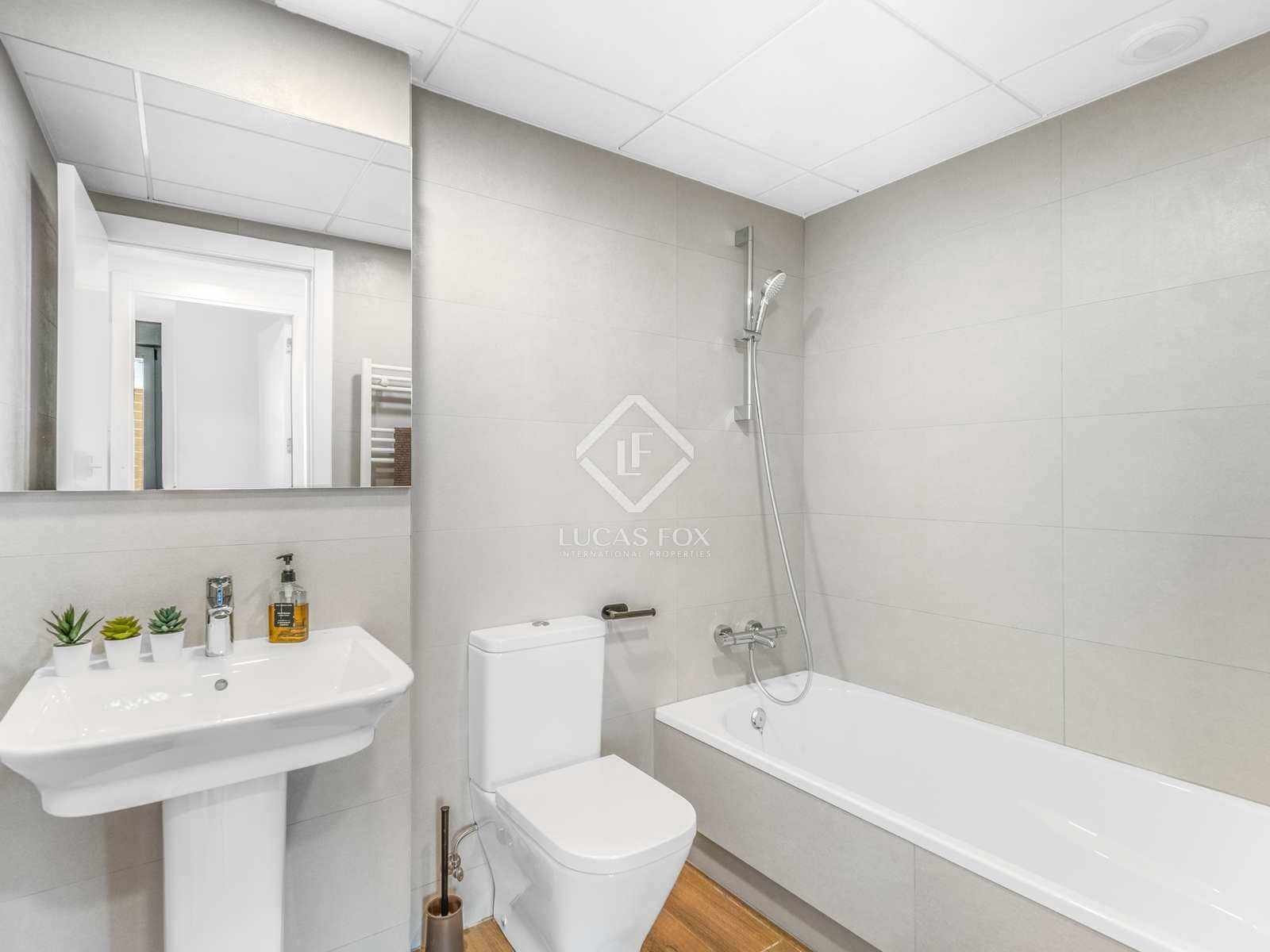 2 chambre Penthouse à vendre à Alicante ville avec piscine garage - 850 000 € (Ref: 7883961)