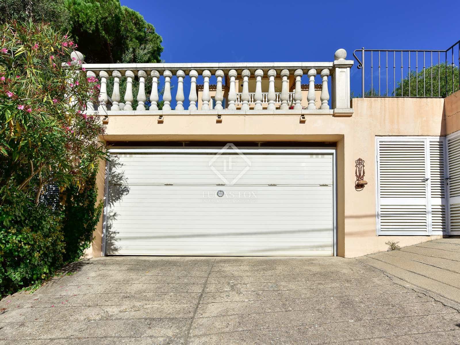 4 soverom Villa til salgs i Santa Cristina d'Aro med svømmebasseng garasje - € 630 000 (Ref: 7883965)