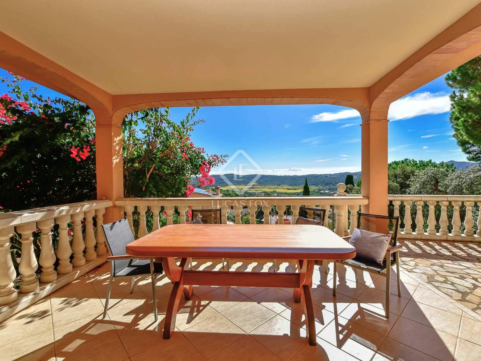 4 soverom Villa til salgs i Santa Cristina d'Aro med svømmebasseng garasje - € 630 000 (Ref: 7883965)