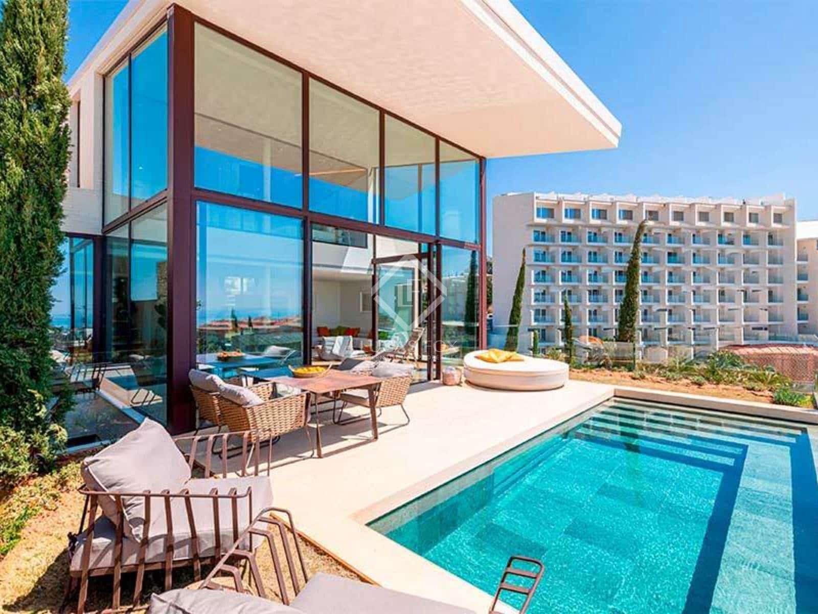 4 slaapkamer Villa te koop in Fuengirola met zwembad garage - € 2.970.000 (Ref: 7886812)