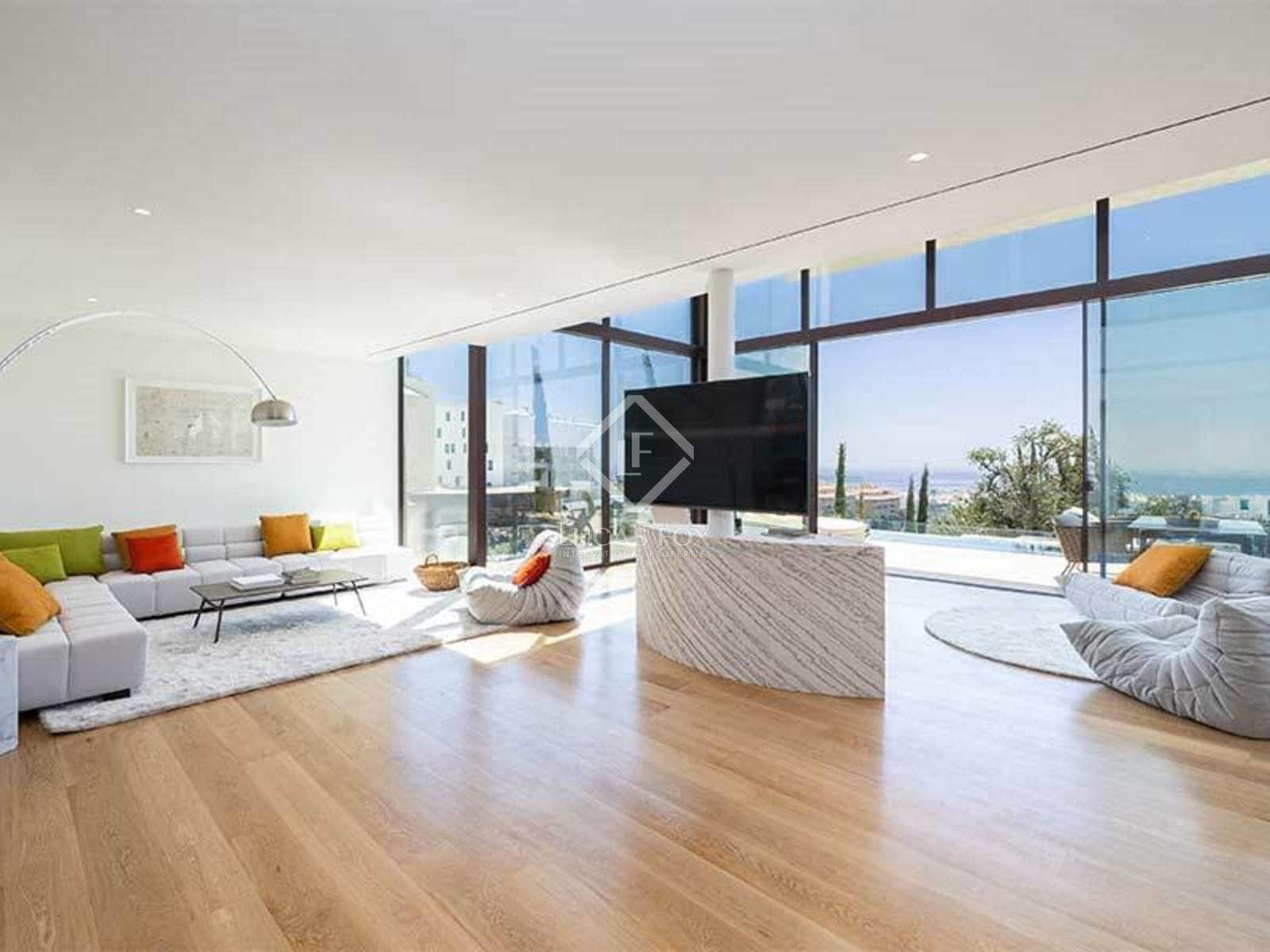 4 bedroom Villa for sale in Fuengirola with pool garage - € 3,960,000 (Ref: 7886813)