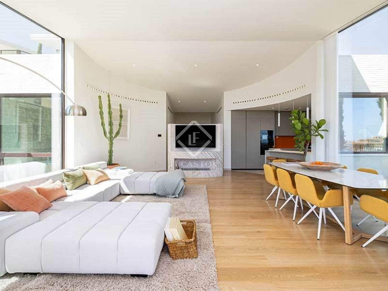 4 bedroom Villa for sale in Fuengirola with pool garage - € 3,960,000 (Ref: 7886813)