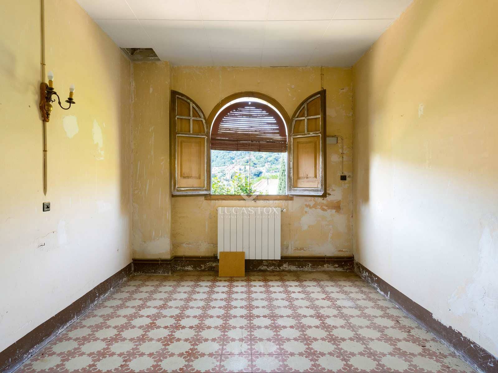 9 soveværelse Villa til salg i Premia de Dalt med swimmingpool garage - € 1.250.000 (Ref: 7889602)