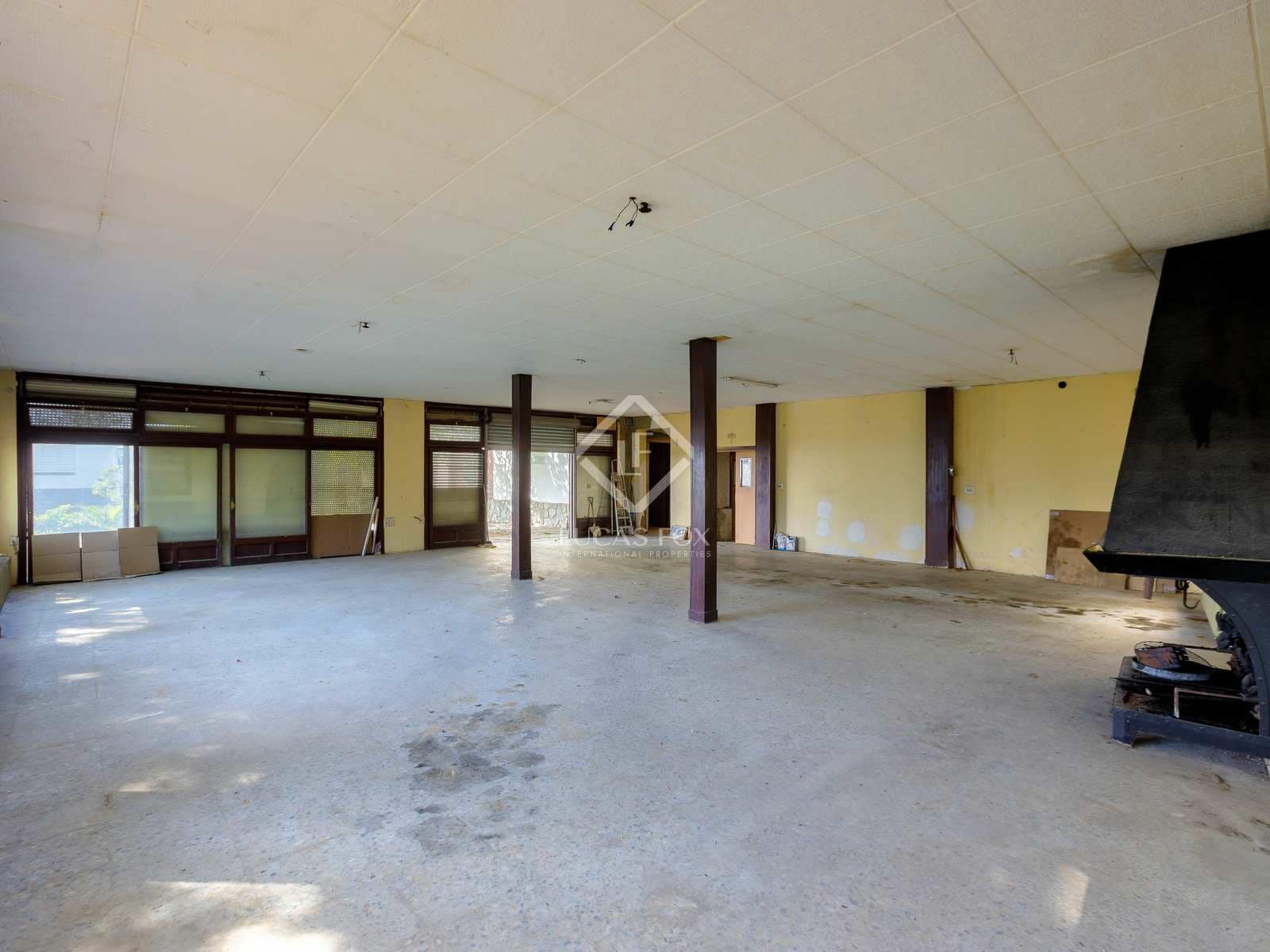 9 soveværelse Villa til salg i Premia de Dalt med swimmingpool garage - € 1.250.000 (Ref: 7889602)