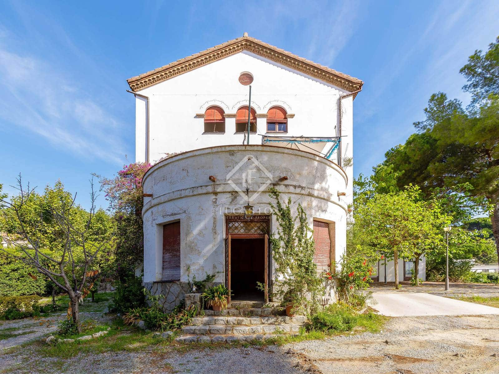 9 soveværelse Villa til salg i Premia de Dalt med swimmingpool garage - € 1.250.000 (Ref: 7889602)