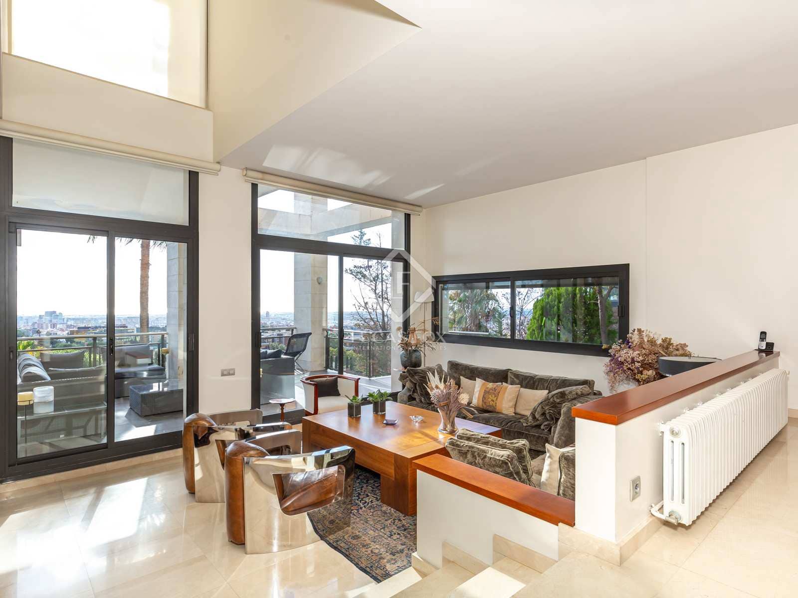 5 bedroom Villa for sale in Esplugues de Llobregat with pool garage - € 2,940,000 (Ref: 7892025)