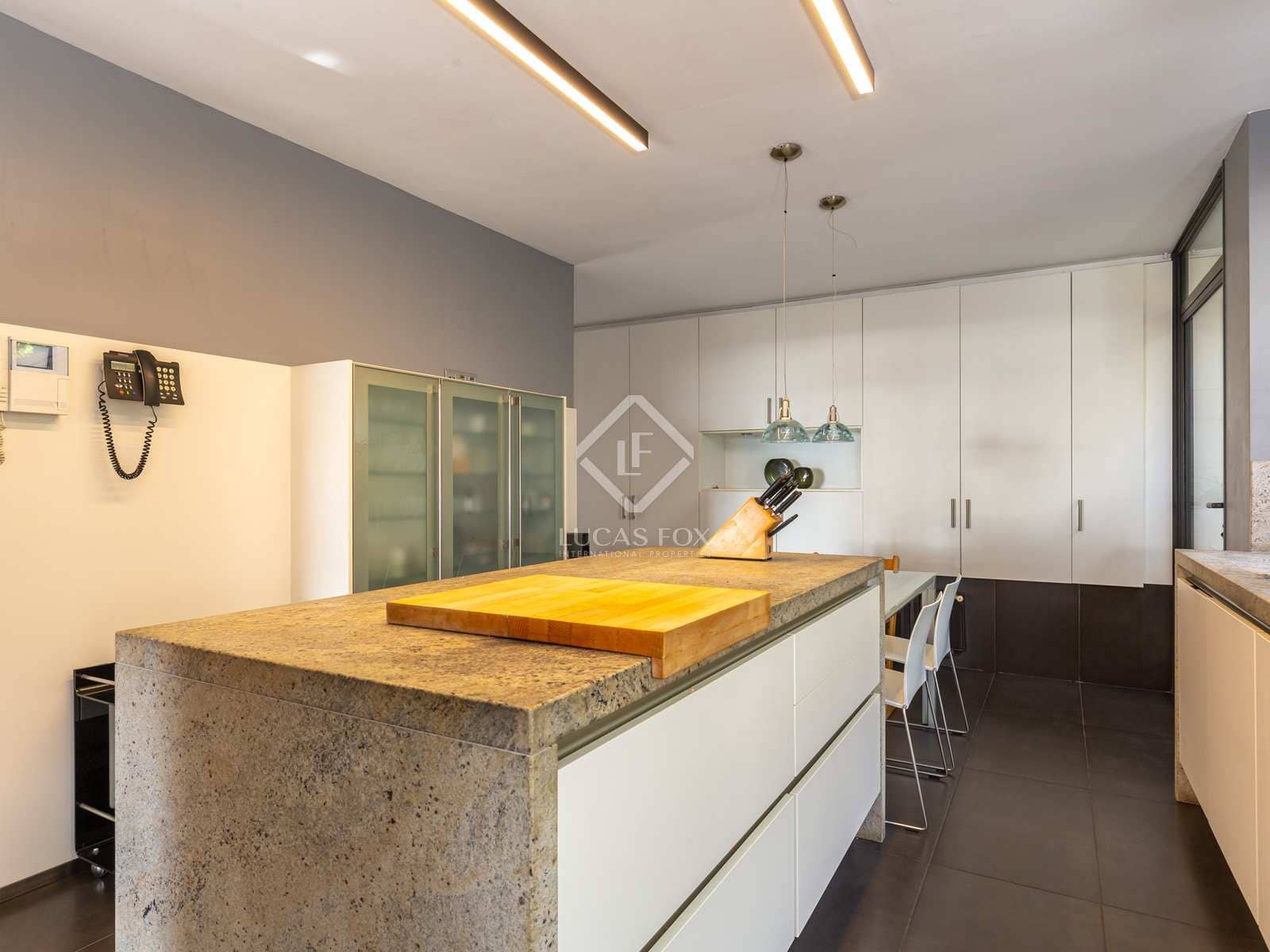 5 bedroom Villa for sale in Esplugues de Llobregat with pool garage - € 2,940,000 (Ref: 7892025)