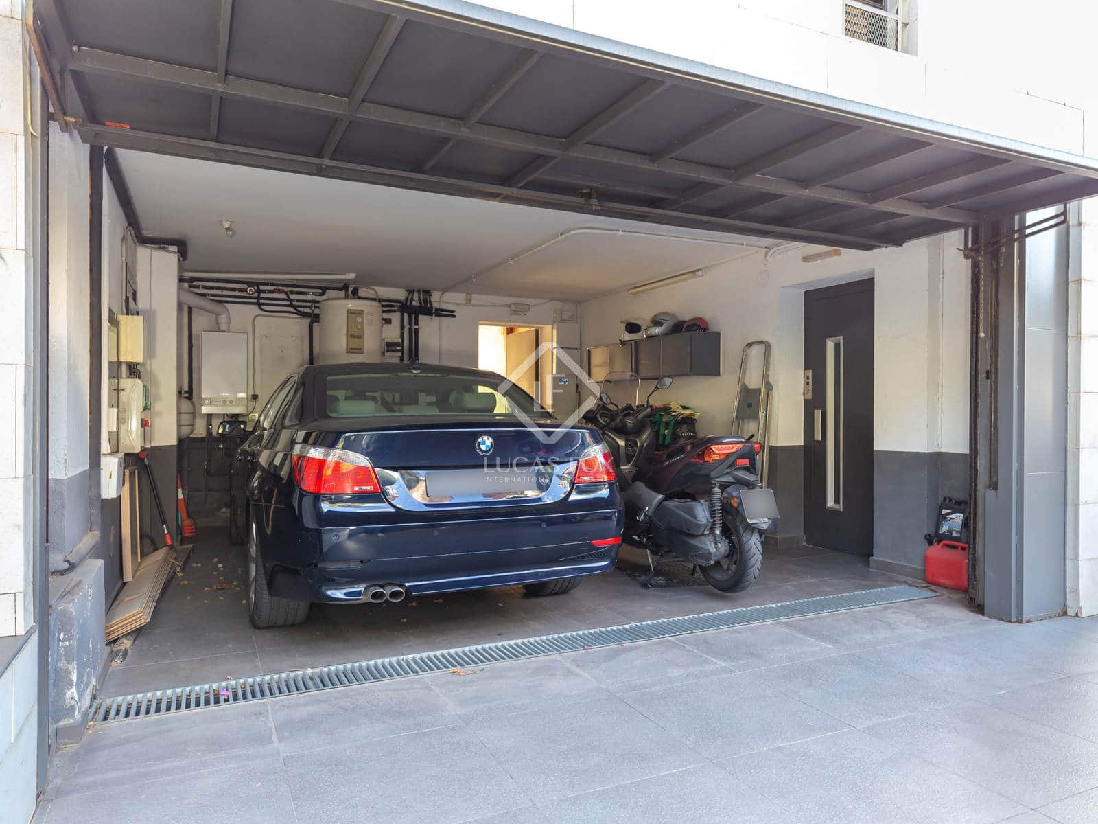 5 bedroom Villa for sale in Esplugues de Llobregat with pool garage - € 2,940,000 (Ref: 7892025)