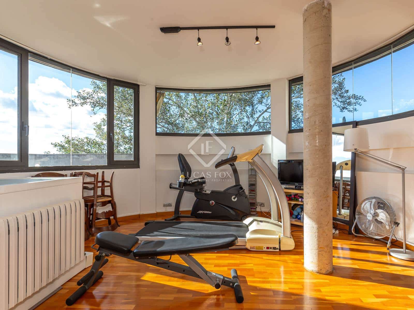 5 bedroom Villa for sale in Esplugues de Llobregat with pool garage - € 2,940,000 (Ref: 7892025)