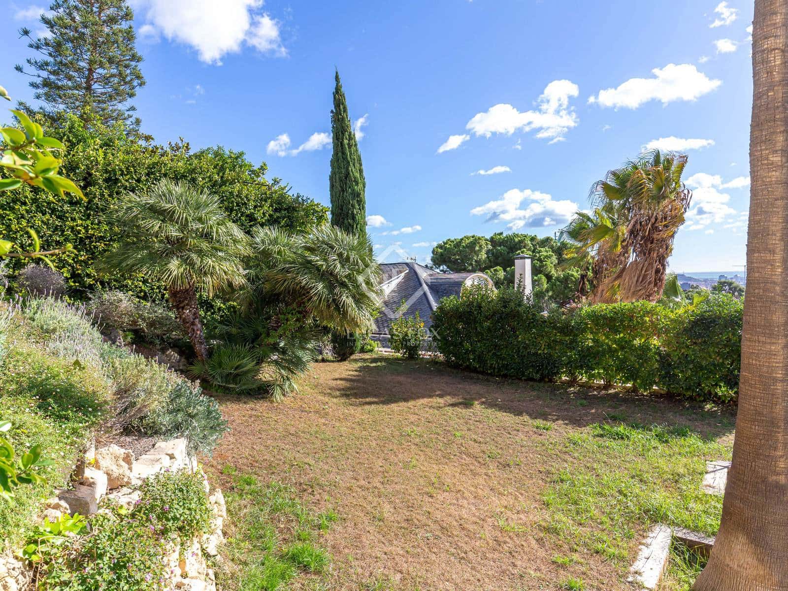 5 bedroom Villa for sale in Esplugues de Llobregat with pool garage - € 2,940,000 (Ref: 7892025)