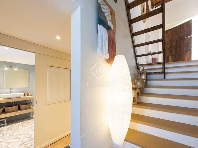 4 soveværelse Villa til salg i Barro med garage - € 695.000 (Ref: 7897224)