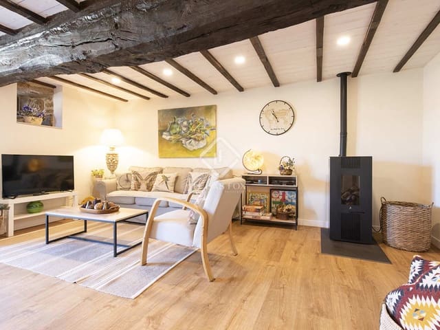 4 soveværelse Villa til salg i Barro med garage - € 695.000 (Ref: 7897224)