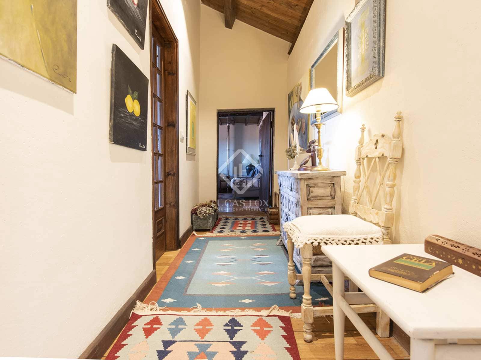 4 soveværelse Villa til salg i Barro med garage - € 695.000 (Ref: 7897224)