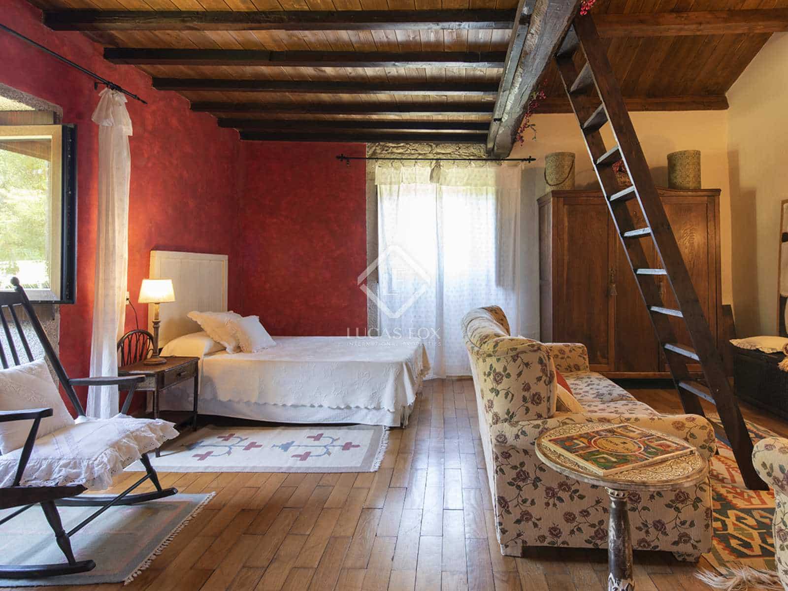 4 soveværelse Villa til salg i Barro med garage - € 695.000 (Ref: 7897224)