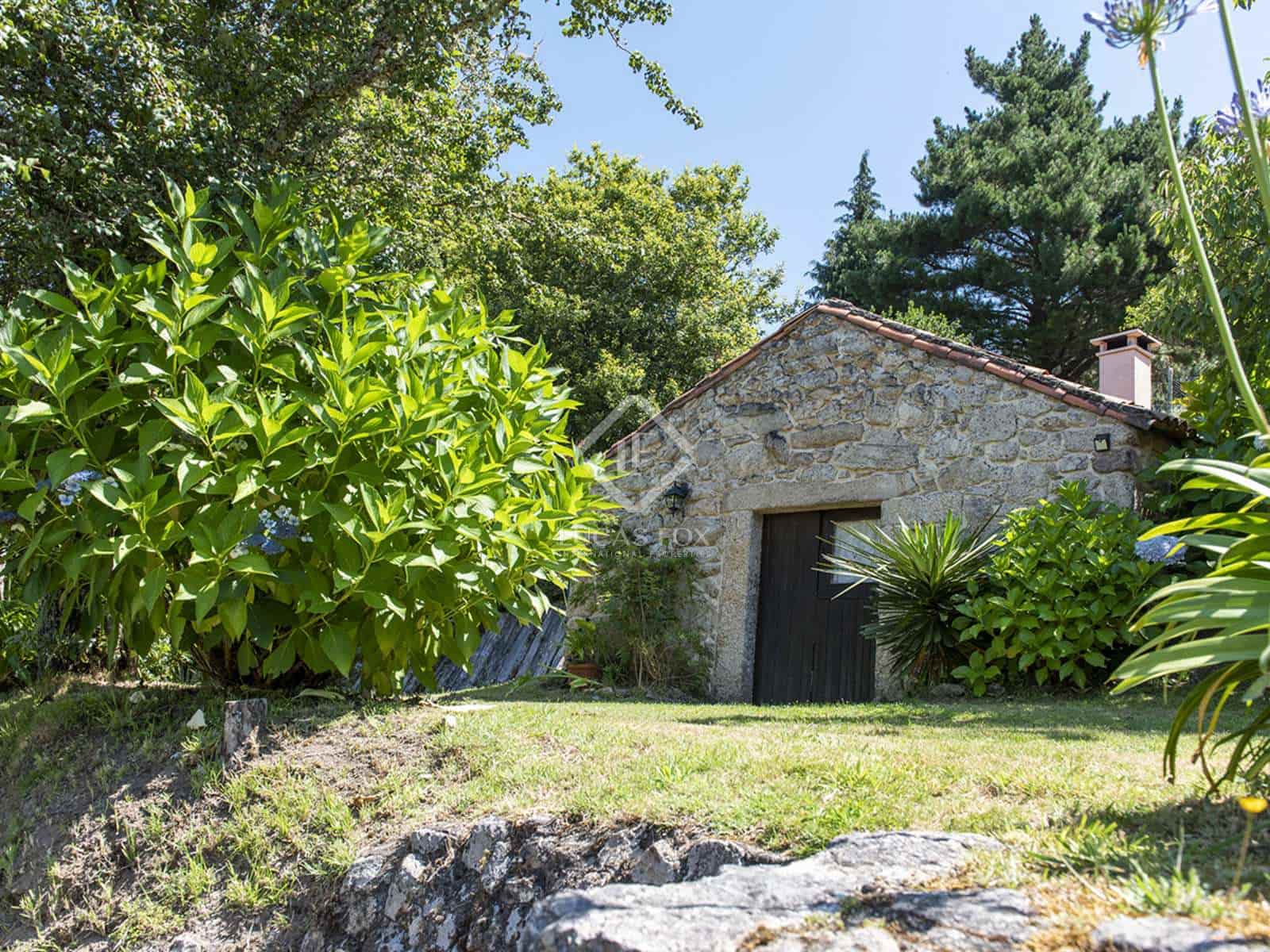 4 soveværelse Villa til salg i Barro med garage - € 695.000 (Ref: 7897224)