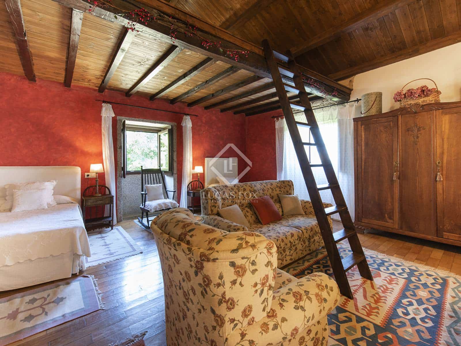 4 soveværelse Villa til salg i Barro med garage - € 695.000 (Ref: 7897224)