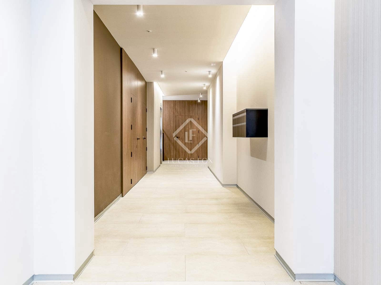 3 slaapkamer Appartement te koop in Barcelona stad met garage - € 855.000 (Ref: 7897239)