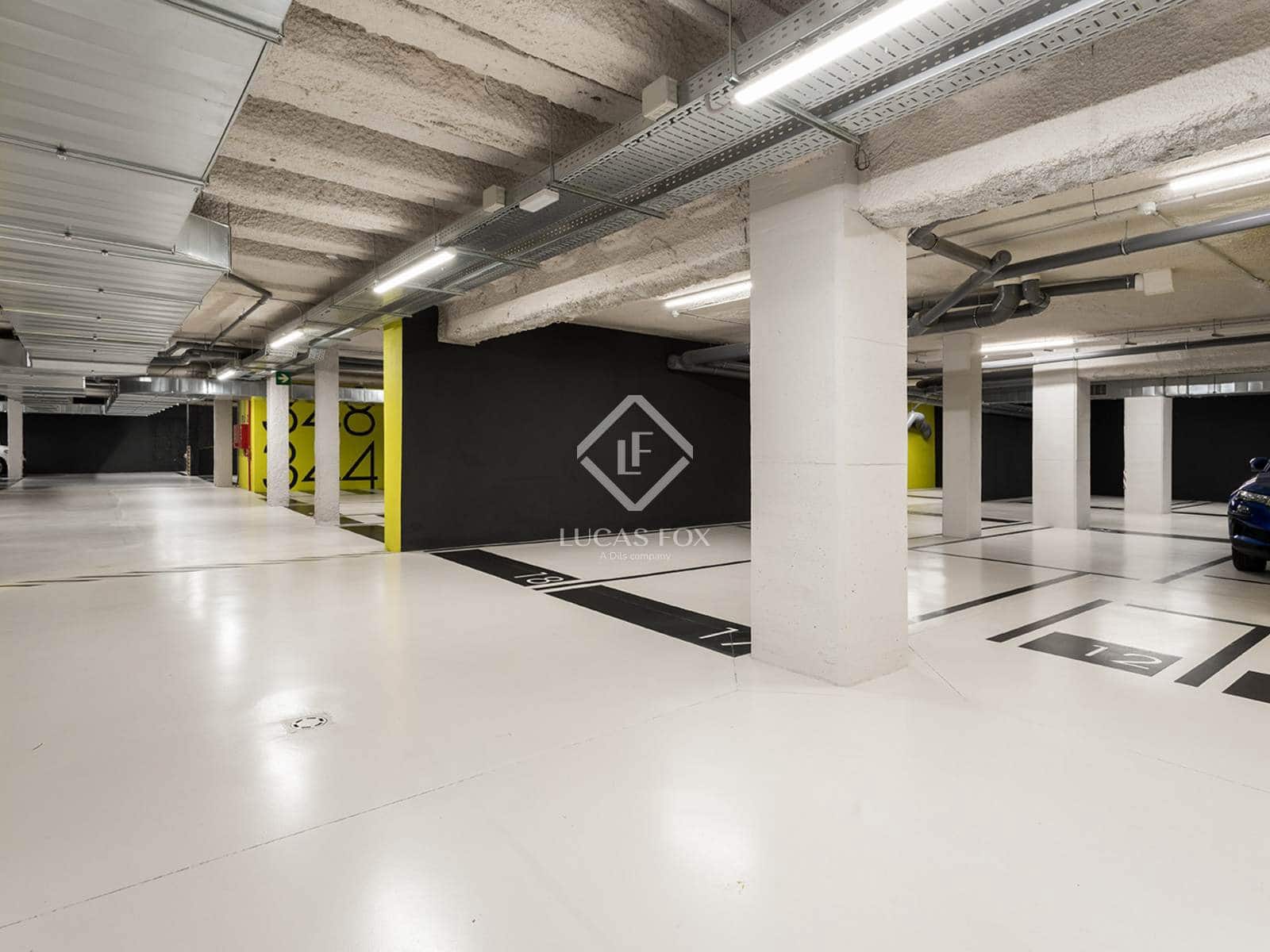 3 slaapkamer Appartement te koop in Barcelona stad met garage - € 855.000 (Ref: 7897239)