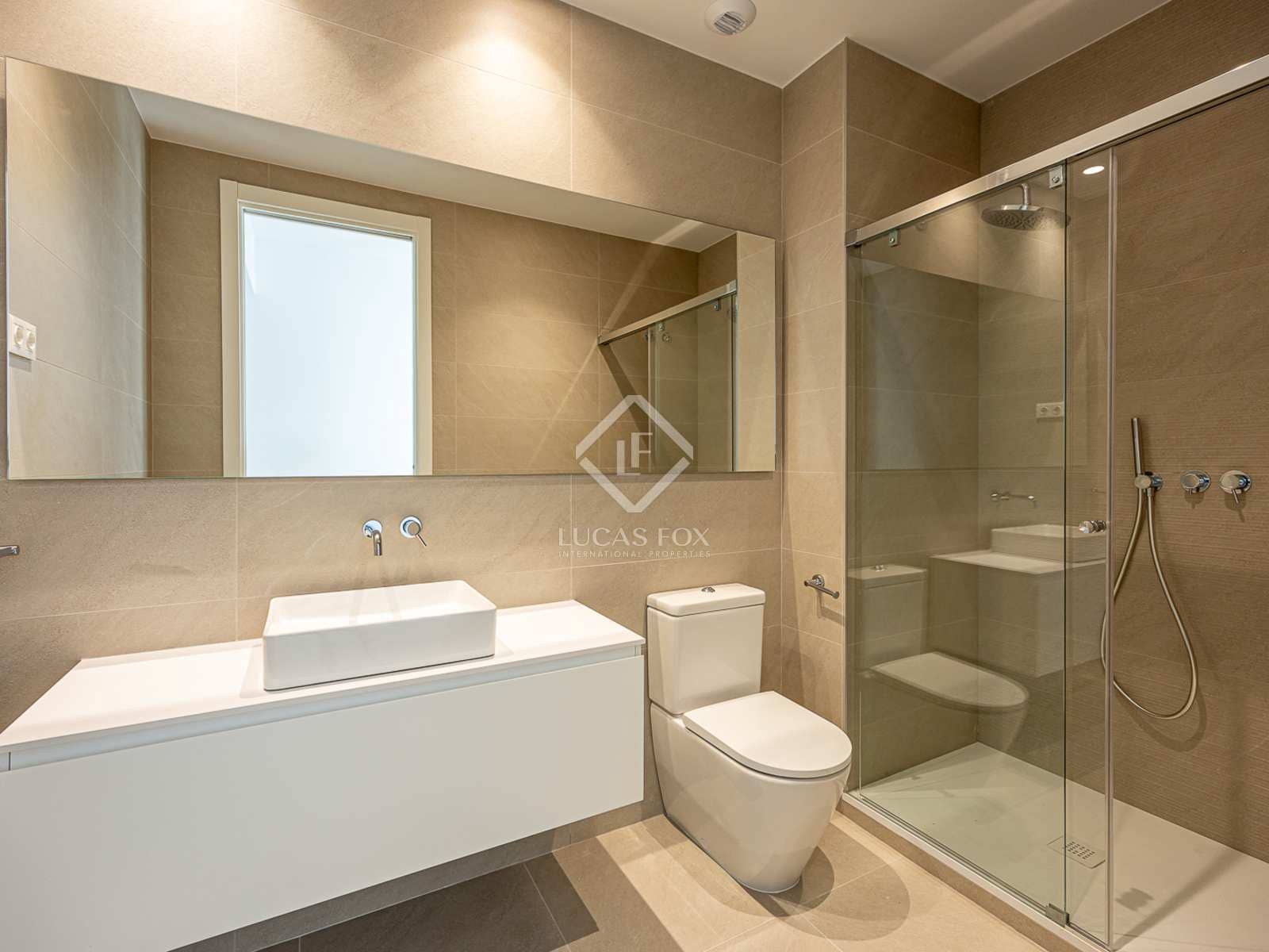 3 slaapkamer Appartement te koop in Barcelona stad met garage - € 816.000 (Ref: 7897240)