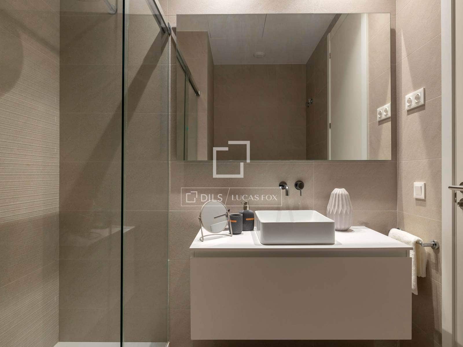 3 soveværelse Lejlighed til salg i Barcelona by med garage - € 816.000 (Ref: 7897240)