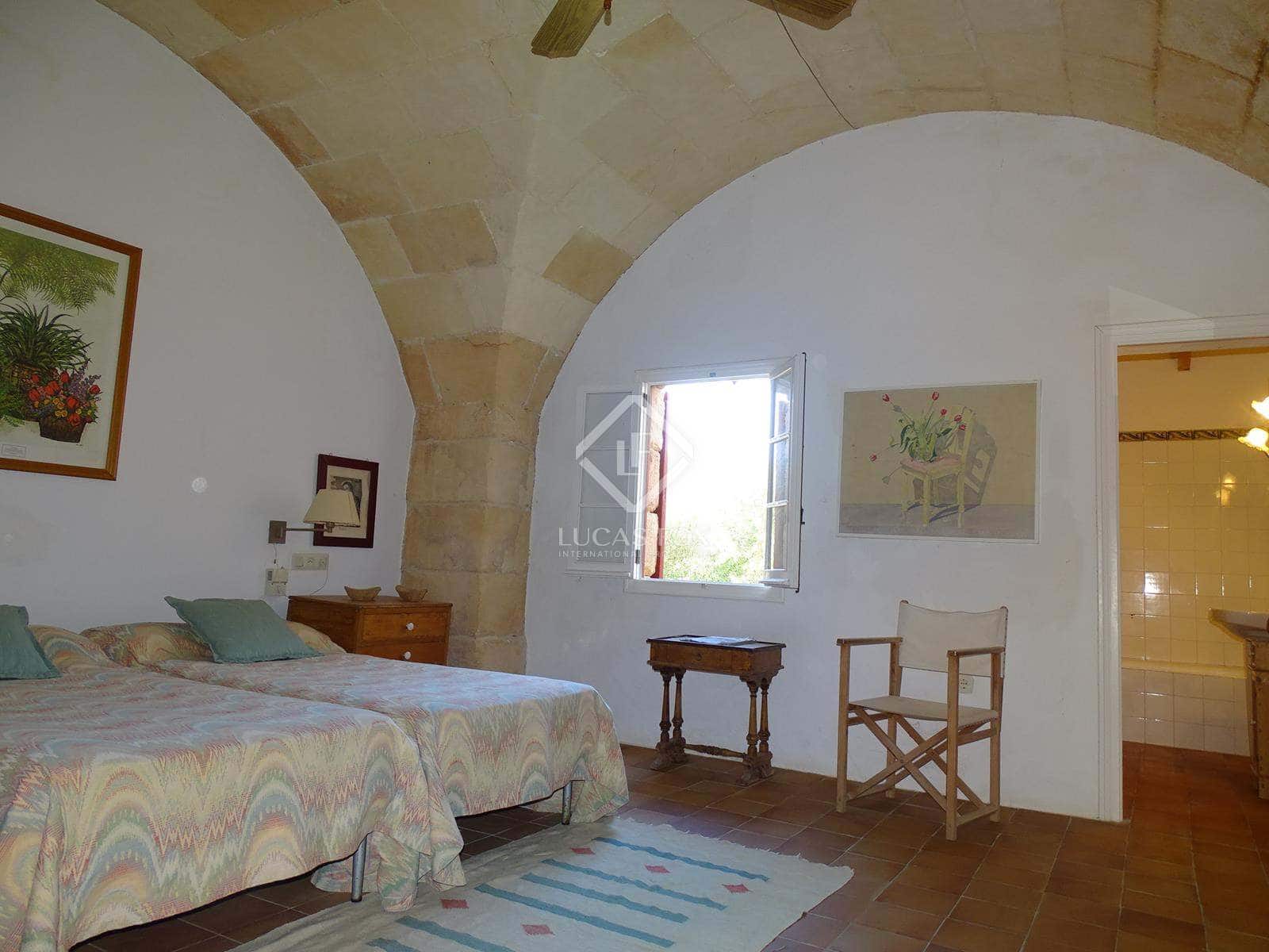 5 soveværelse Finca/Landehus til salg i Ciutadella de Menorca med garage - € 1.365.000 (Ref: 7897246)