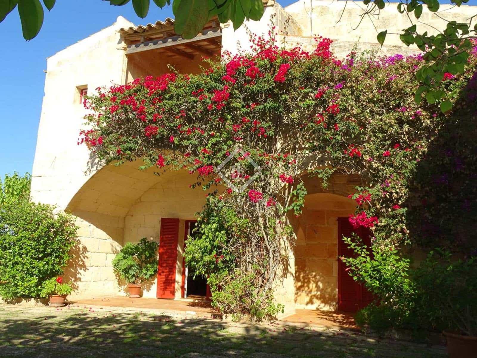 5 soveværelse Finca/Landehus til salg i Ciutadella de Menorca med garage - € 1.365.000 (Ref: 7897246)