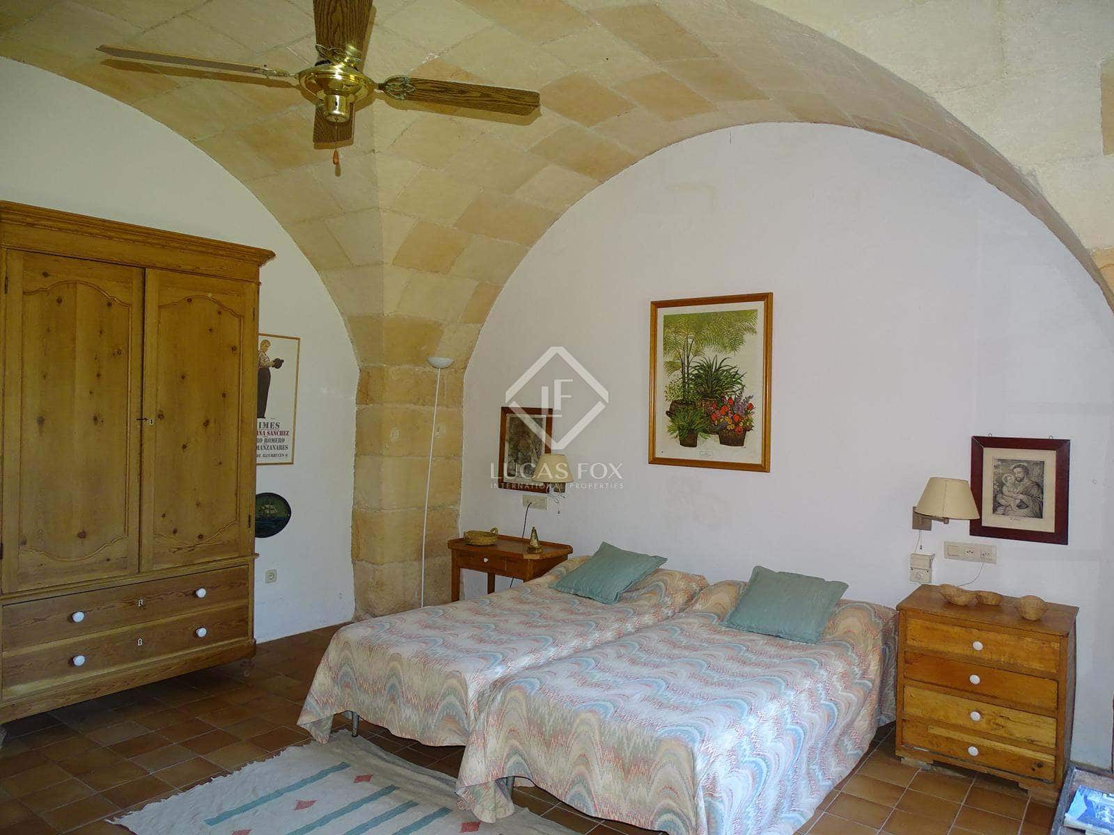 5 soveværelse Finca/Landehus til salg i Ciutadella de Menorca med garage - € 1.365.000 (Ref: 7897246)