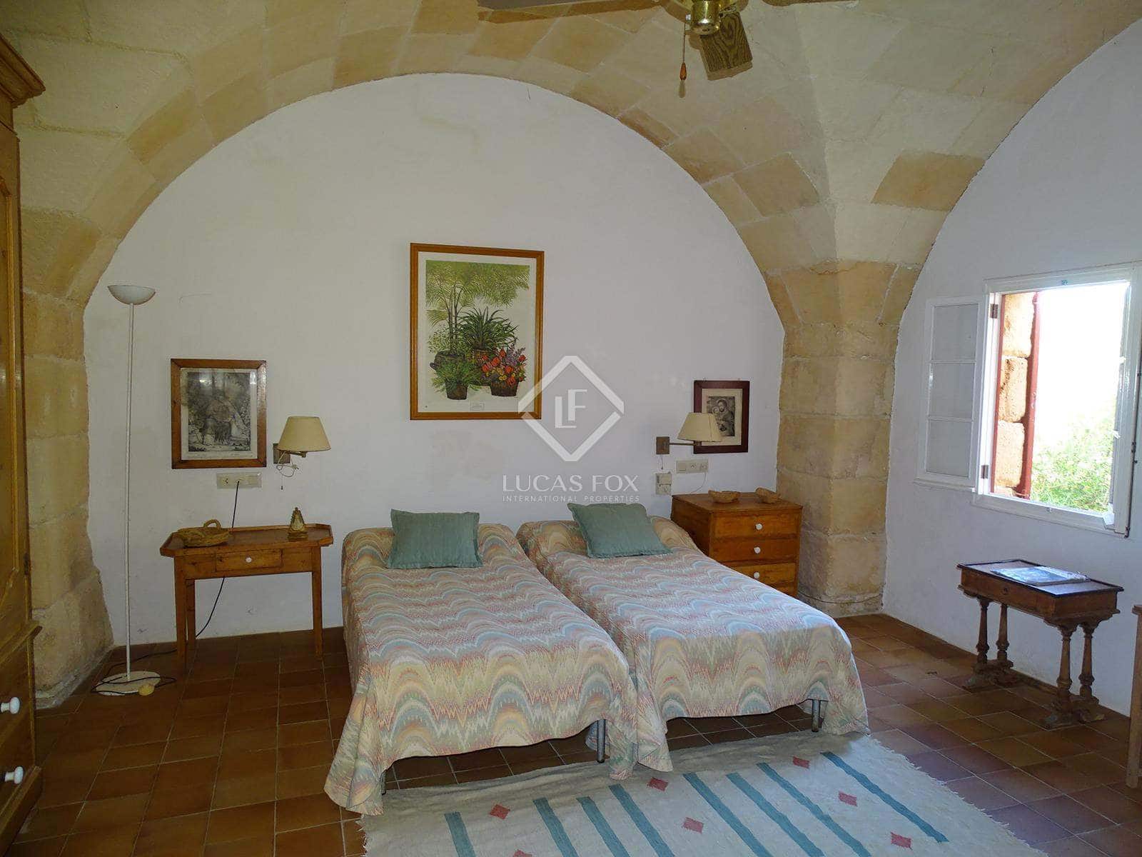 5 soveværelse Finca/Landehus til salg i Ciutadella de Menorca med garage - € 1.365.000 (Ref: 7897246)