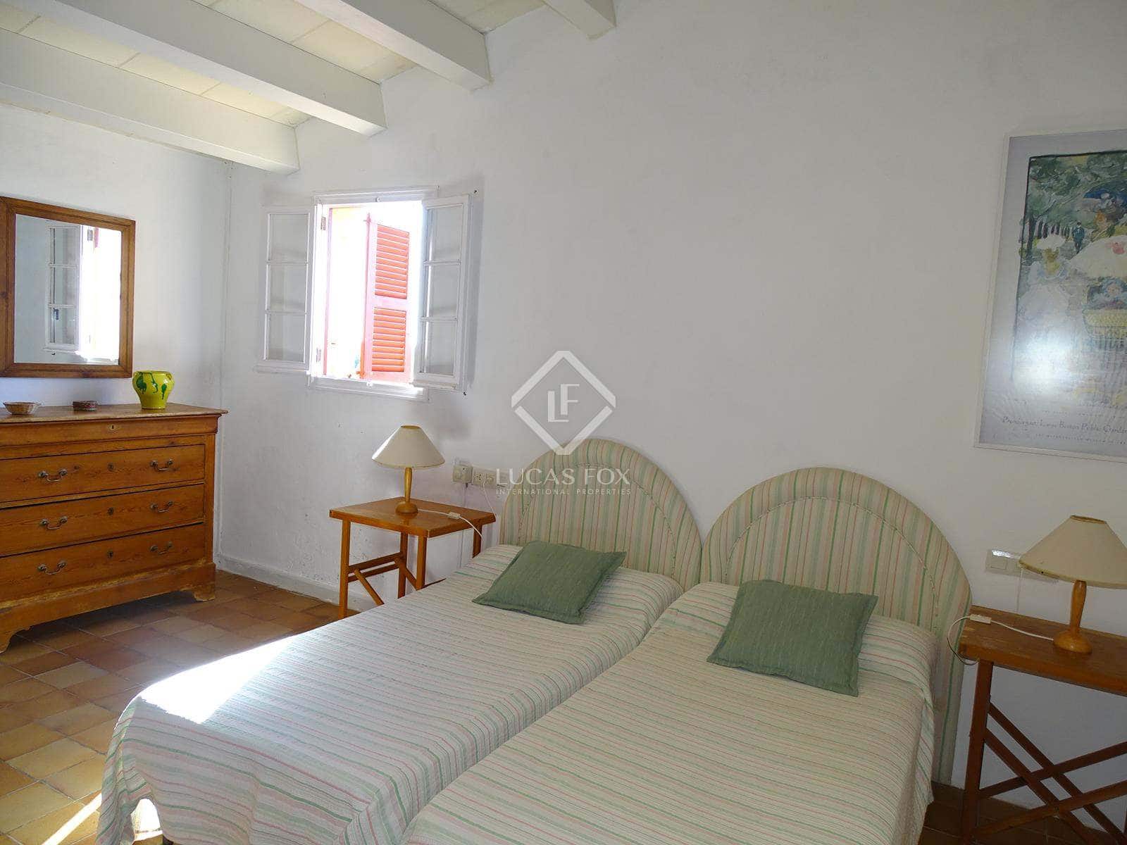 5 soveværelse Finca/Landehus til salg i Ciutadella de Menorca med garage - € 1.365.000 (Ref: 7897246)