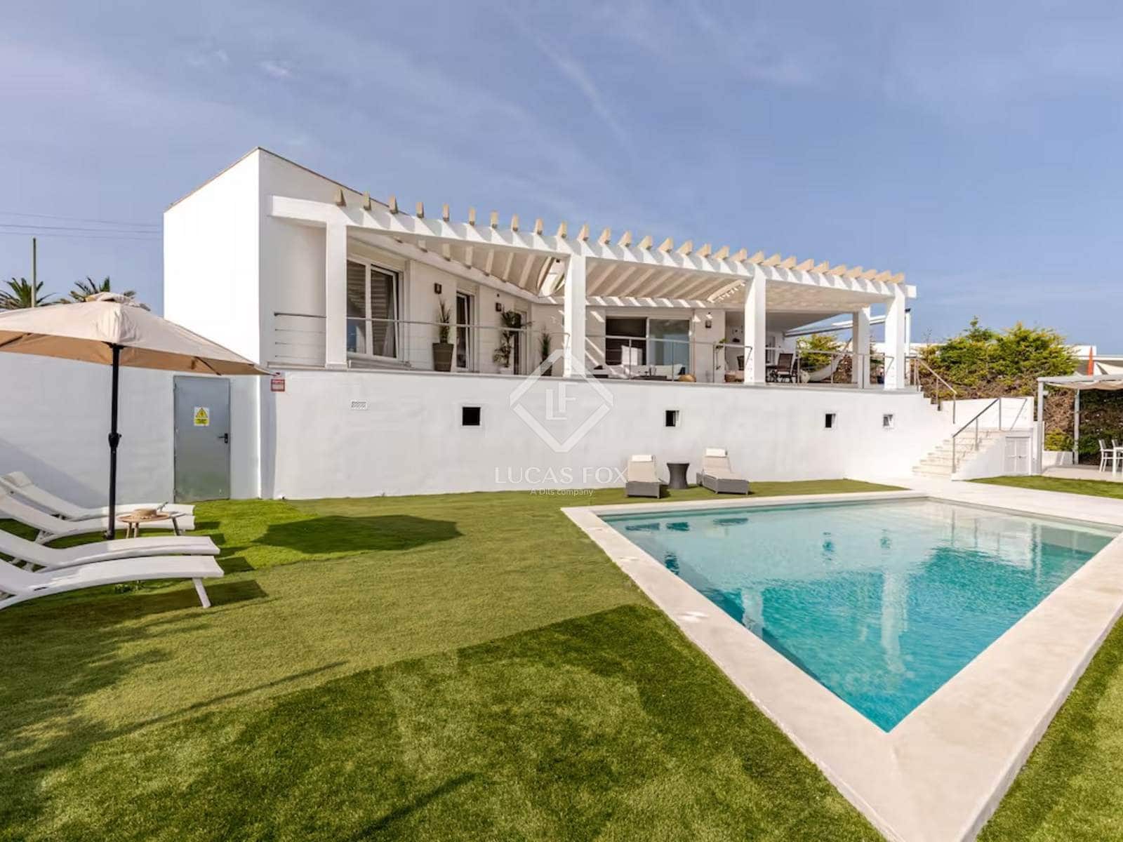 3 soveværelse Villa til salg i San Luis / Sant Lluis med swimmingpool garage - € 1.600.000 (Ref: 7897253)