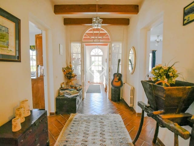 10 slaapkamer Finca/Landhuis te koop in Es Castell met zwembad - € 2.480.000 (Ref: 7897257)