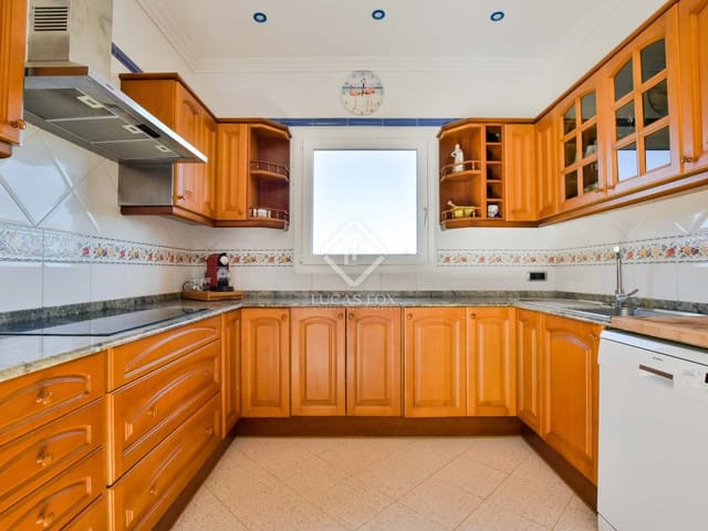 5 makuuhuone Maalaistalo myytävänä paikassa Ciutadella, Ciutadella de Menorca mukana uima-altaan 
autotalli - 2 000 000 € (Ref: 7897260)