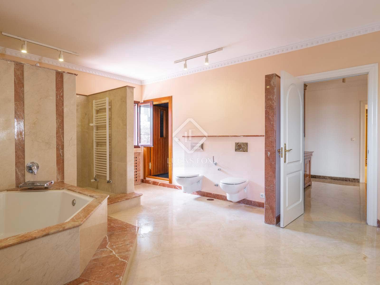 13 sypialnia Willa na sprzedaż w Alhaurin el Grande z basenem garażem - 2 850 000 € (Ref: 7897263)