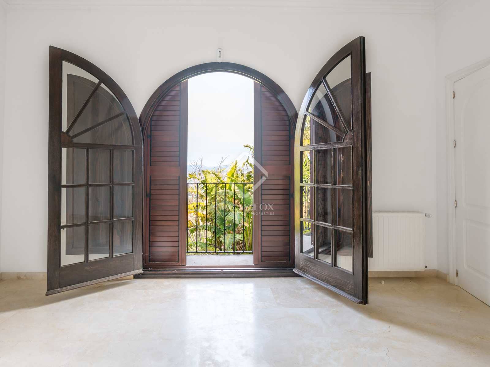 13 sypialnia Willa na sprzedaż w Alhaurin el Grande z basenem garażem - 2 850 000 € (Ref: 7897263)