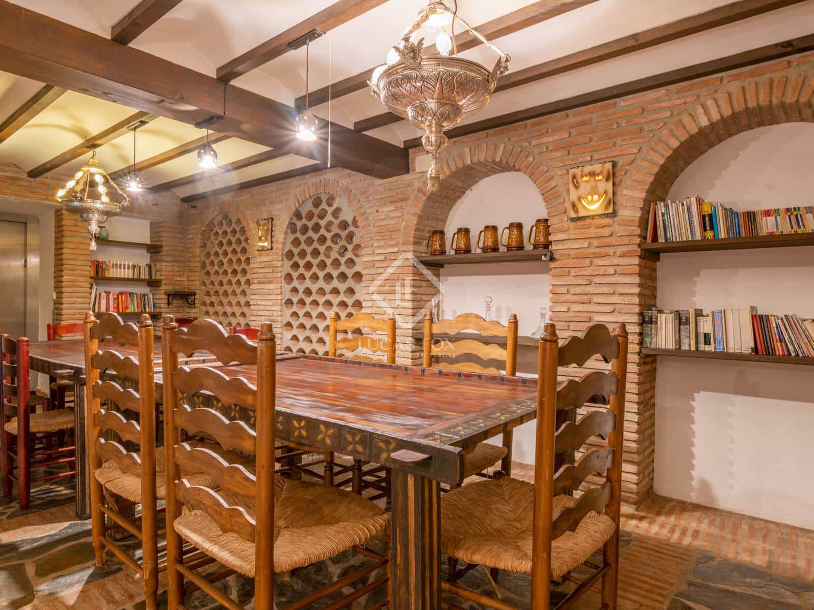 13 sypialnia Willa na sprzedaż w Alhaurin el Grande z basenem garażem - 2 850 000 € (Ref: 7897263)