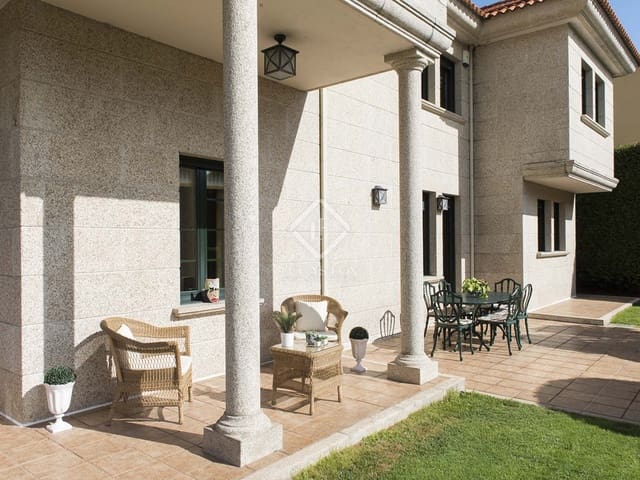 4 soveværelse Villa til salg i Pontevedra by med swimmingpool garage - € 1.000.000 (Ref: 7897270)